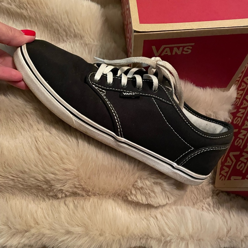 women’s vans size 8